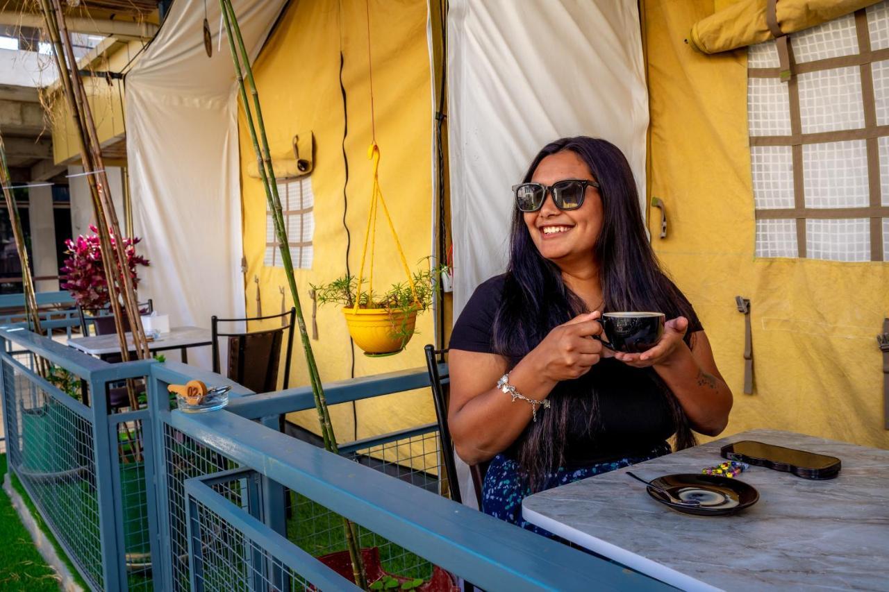 Kalash Parkaze And Tent Inn Pokhara Buitenkant foto